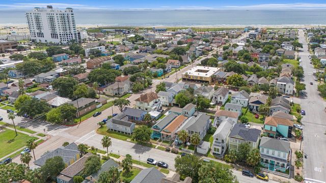 811 Church Street, Galveston, TX 77550