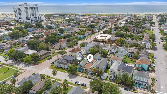811 Church Street, Galveston, TX 77550