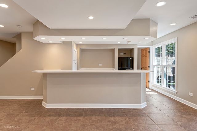17325 W Westwind Drive, Gurnee, IL 60031