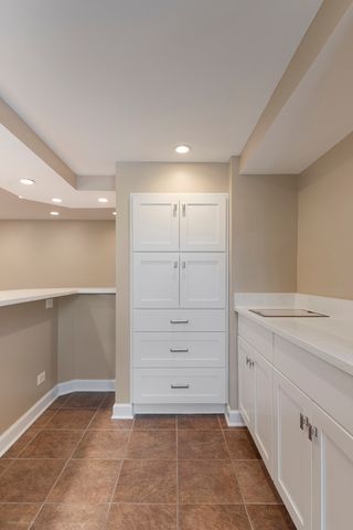 17325 W Westwind Drive, Gurnee, IL 60031