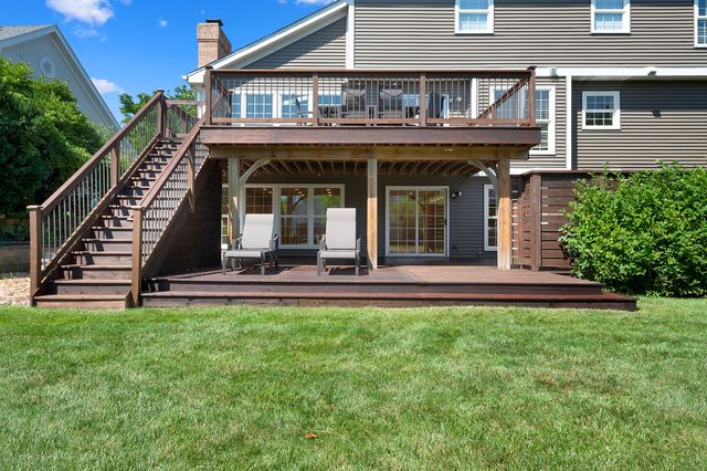 17325 W Westwind Drive, Gurnee, IL 60031