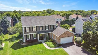 17325 W Westwind Drive, Gurnee, IL 60031