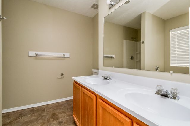 2134 Carlton Ln, Thompsons Station, TN 37179