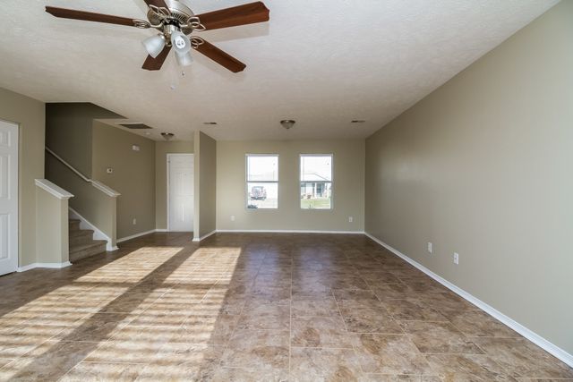 2134 Carlton Ln, Thompsons Station, TN 37179