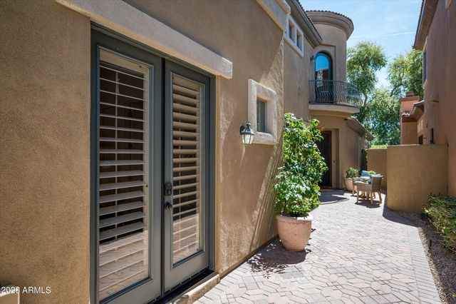 3449 E LIONS Street, Phoenix, AZ 85018