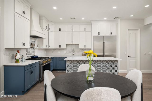 3449 E LIONS Street, Phoenix, AZ 85018