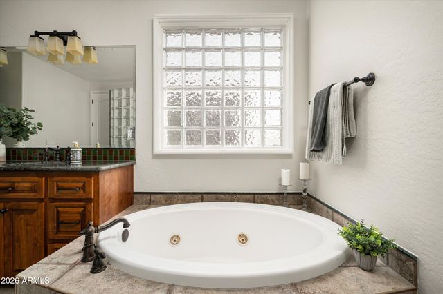 3449 E LIONS Street, Phoenix, AZ 85018