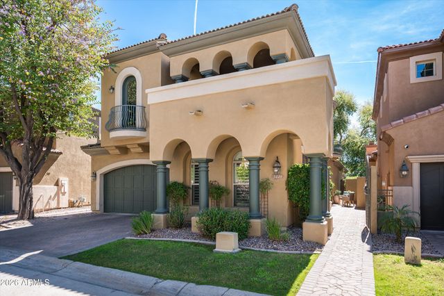 3449 E LIONS Street, Phoenix, AZ 85018