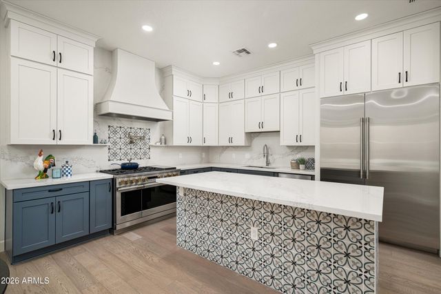 3449 E LIONS Street, Phoenix, AZ 85018