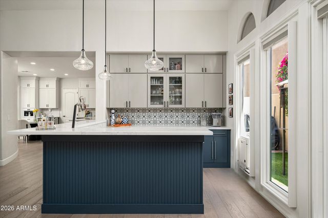 3449 E LIONS Street, Phoenix, AZ 85018