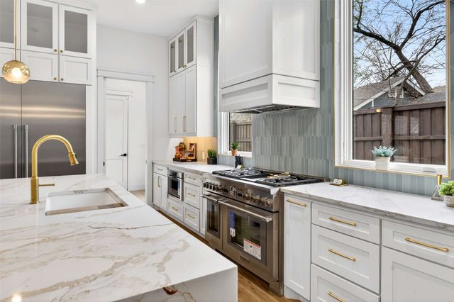 5940 Bryan Parkway, Dallas, TX 75206