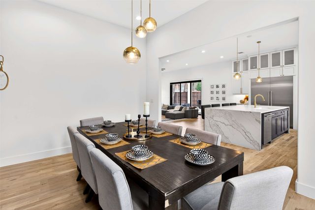 5940 Bryan Parkway, Dallas, TX 75206