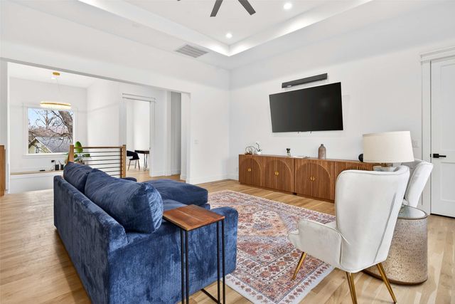 5940 Bryan Parkway, Dallas, TX 75206