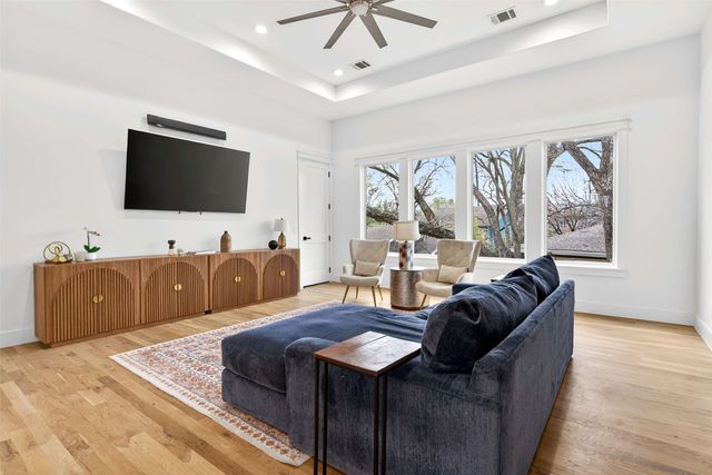 5940 Bryan Parkway, Dallas, TX 75206