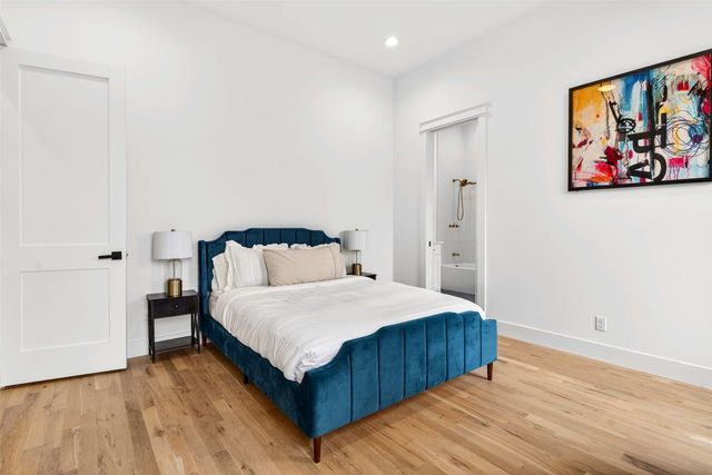 5940 Bryan Parkway, Dallas, TX 75206