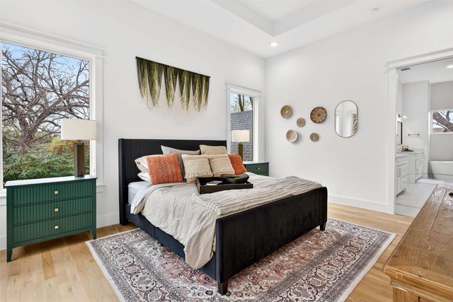 5940 Bryan Parkway, Dallas, TX 75206