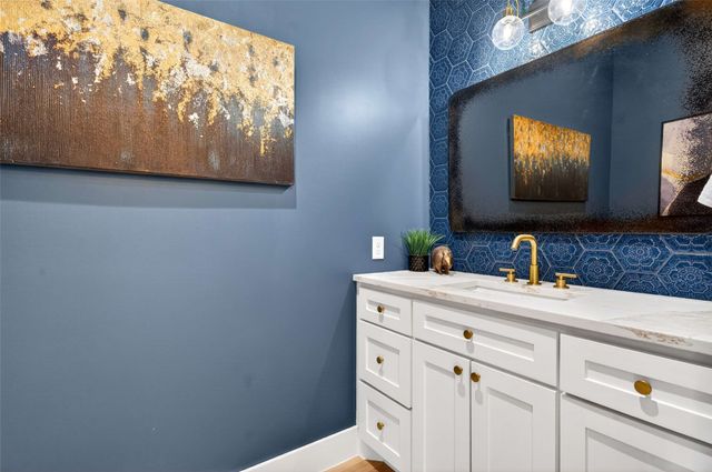 5940 Bryan Parkway, Dallas, TX 75206