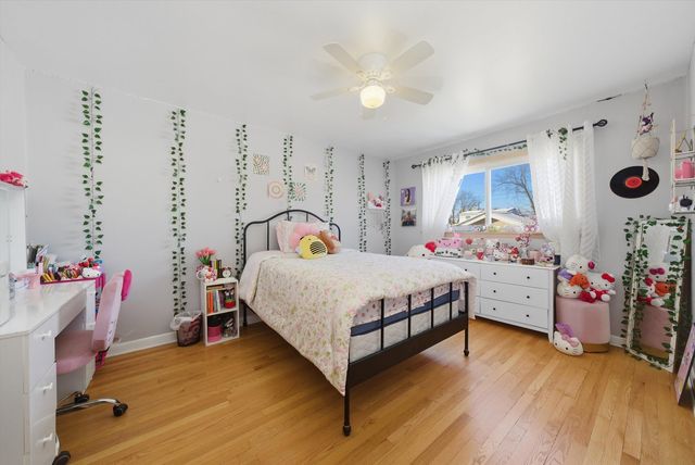 8930 Mcvicker Avenue, Oak Lawn, IL 60453