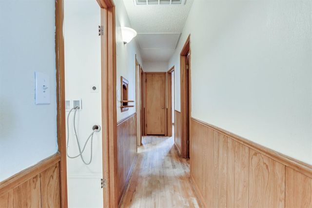 5345 NW 44th Street, Warr Acres, OK 73122