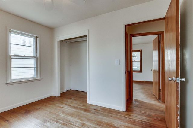 5345 NW 44th Street, Warr Acres, OK 73122