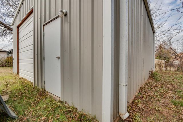 5345 NW 44th Street, Warr Acres, OK 73122