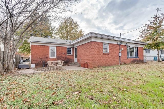 5345 NW 44th Street, Warr Acres, OK 73122