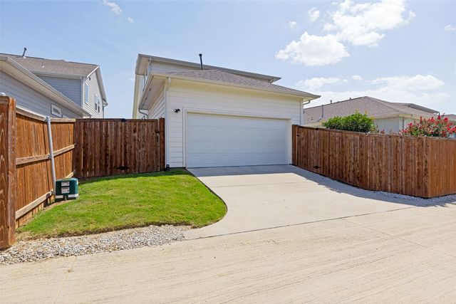 6648 Windfall Drive, Fort Worth, TX 76135