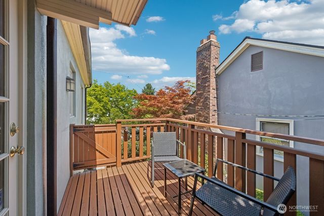 2620 Queen Anne Ave N, Seattle, WA 98109