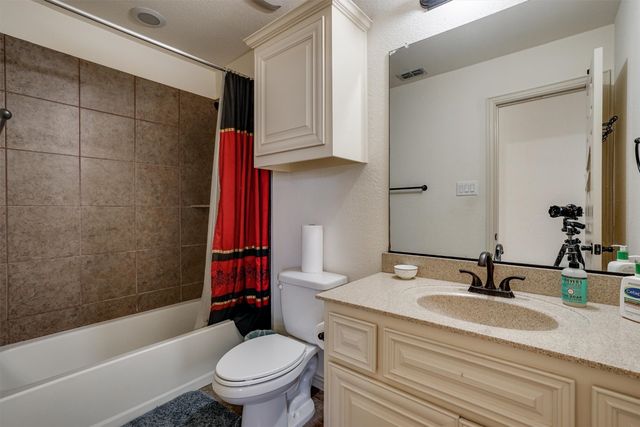 13704 Blueberry Hill Drive, Little Elm, TX 75068