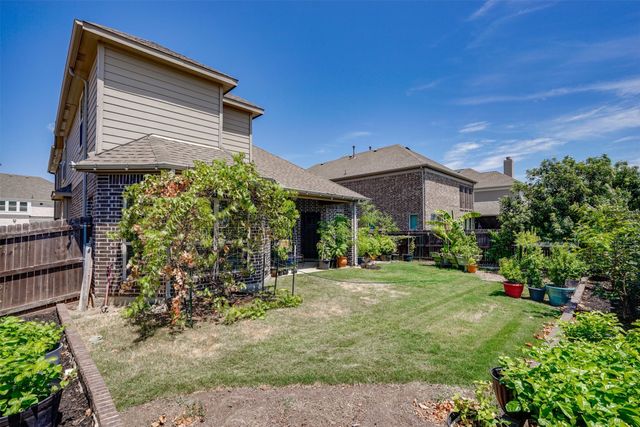 13704 Blueberry Hill Drive, Little Elm, TX 75068