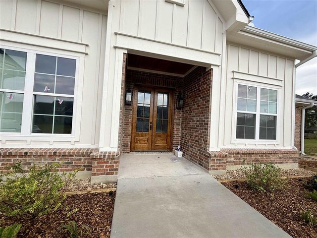 2769 Blackwater Way, Lake Charles, LA 70611