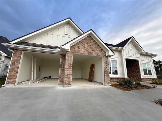 2769 Blackwater Way, Lake Charles, LA 70611