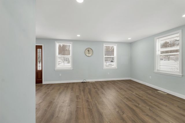 151 Tolles Street, Nashua, NH 03064