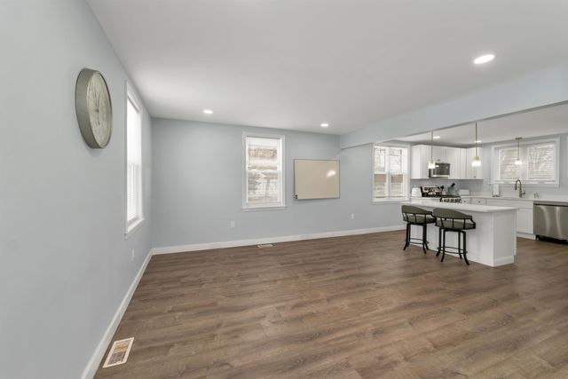 151 Tolles Street, Nashua, NH 03064