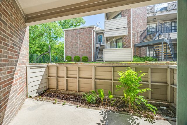 8545 Midpark Road 47, Dallas, TX 75240