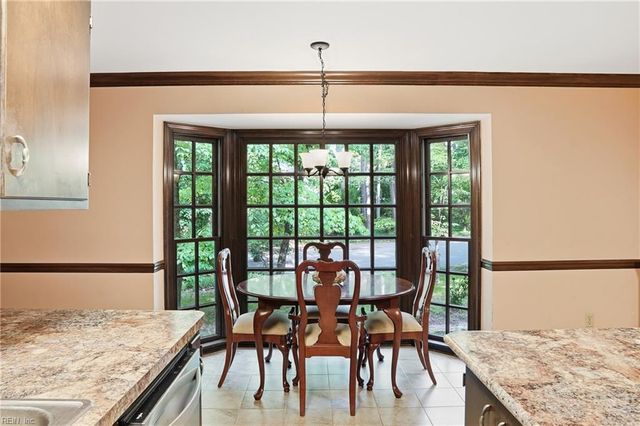 33 Whittakers Mill RD, Williamsburg, VA 23185