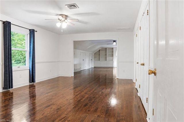33 Whittakers Mill RD, Williamsburg, VA 23185