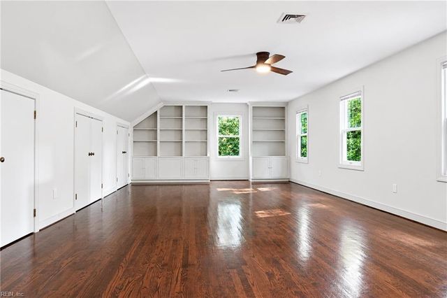 33 Whittakers Mill RD, Williamsburg, VA 23185