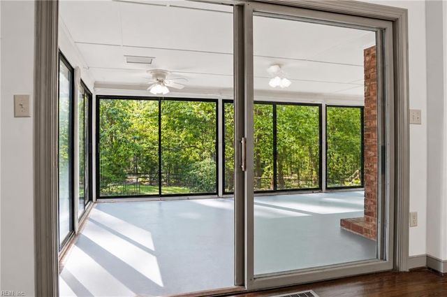 33 Whittakers Mill RD, Williamsburg, VA 23185
