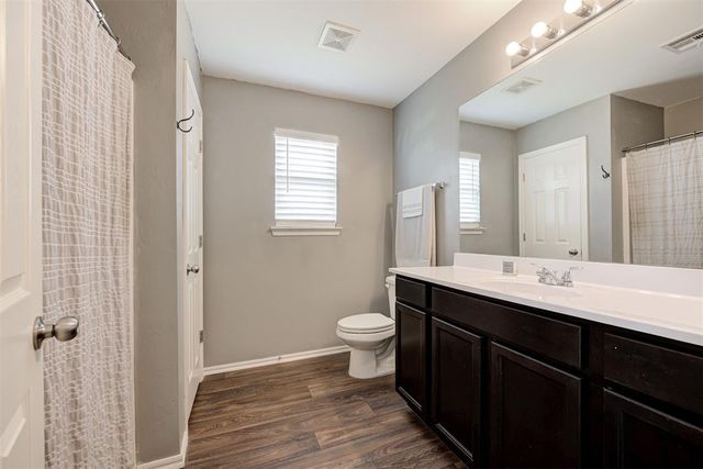 1860 Bradford Place, Newcastle, OK 73065