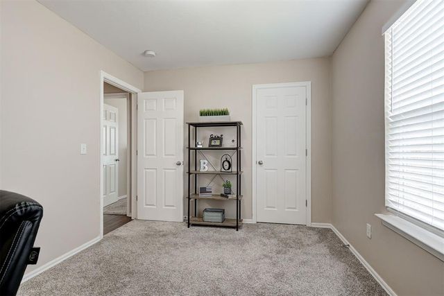 1860 Bradford Place, Newcastle, OK 73065