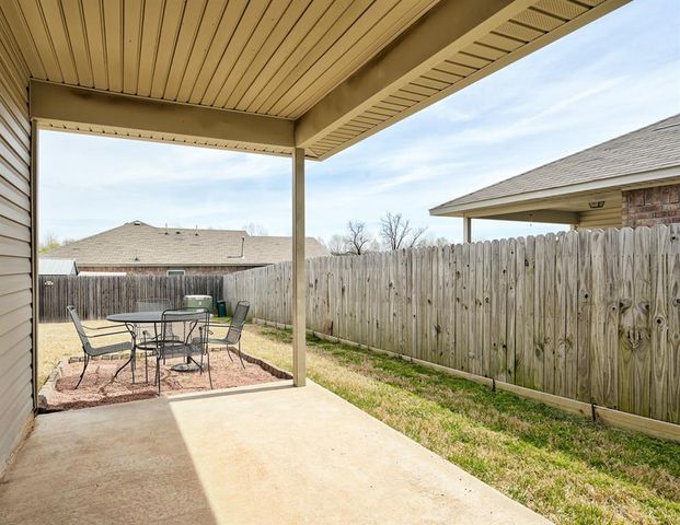 1860 Bradford Place, Newcastle, OK 73065