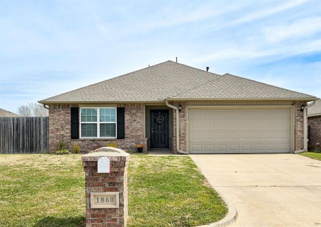 1860 Bradford Place, Newcastle, OK 73065