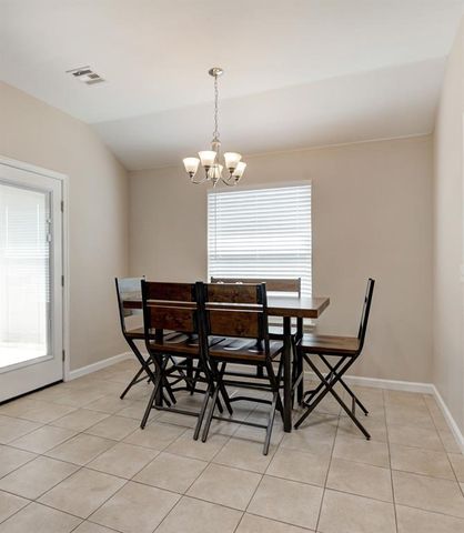 1860 Bradford Place, Newcastle, OK 73065