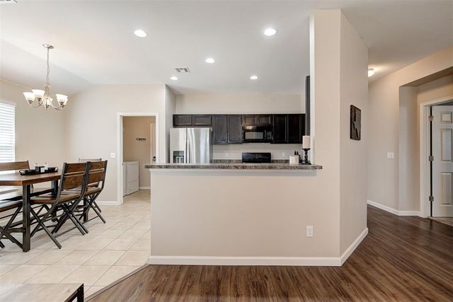 1860 Bradford Place, Newcastle, OK 73065