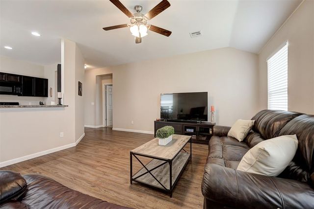 1860 Bradford Place, Newcastle, OK 73065