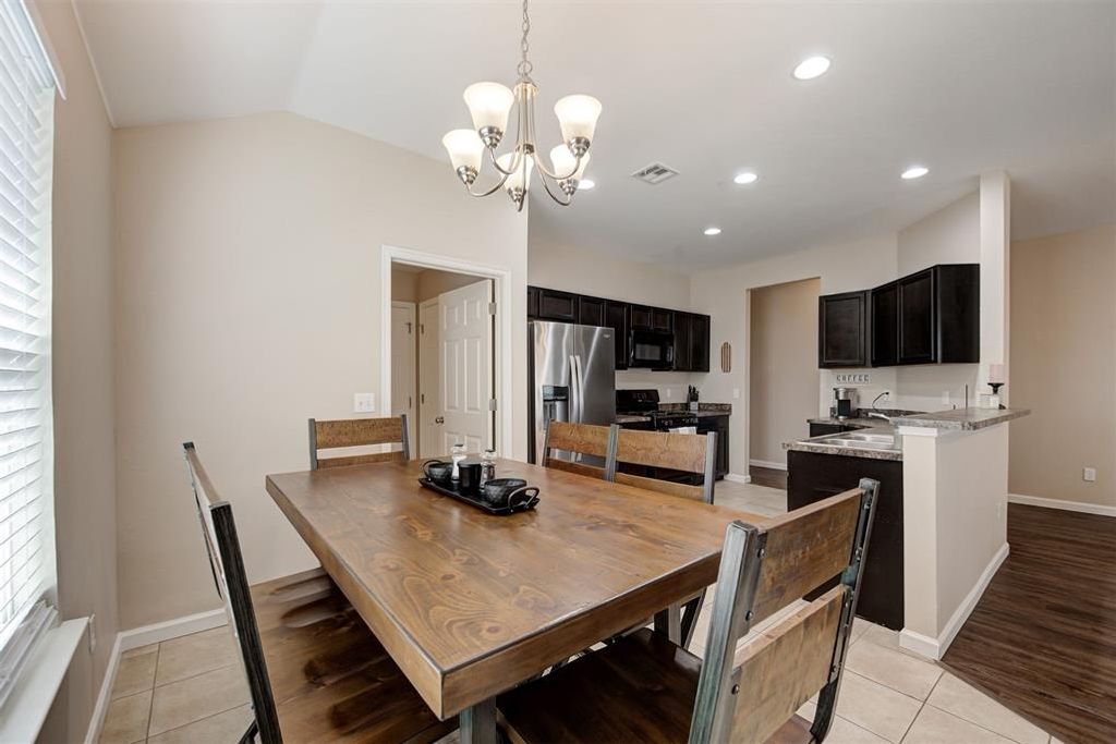 1860 Bradford Place, Newcastle, OK 73065