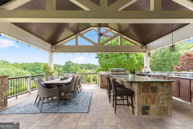 4601 N Browning Bridge Road, Gainesville, GA 30506