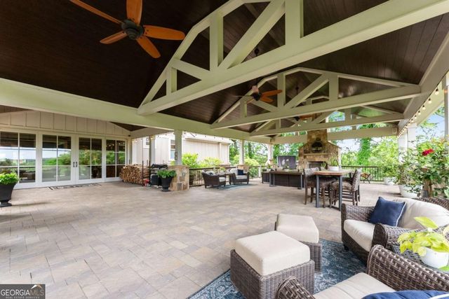 4601 N Browning Bridge Road, Gainesville, GA 30506