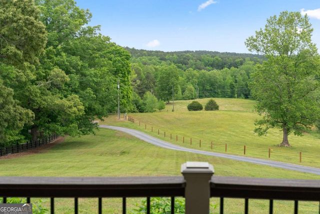 4601 N Browning Bridge Road, Gainesville, GA 30506